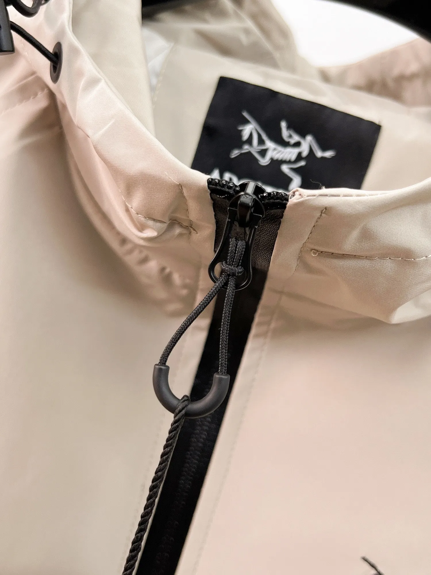 Same Style， ， 2026 New Arrival ， Original Premium Breathable ， ， ， Quality。 ， Sizes：M～3XL